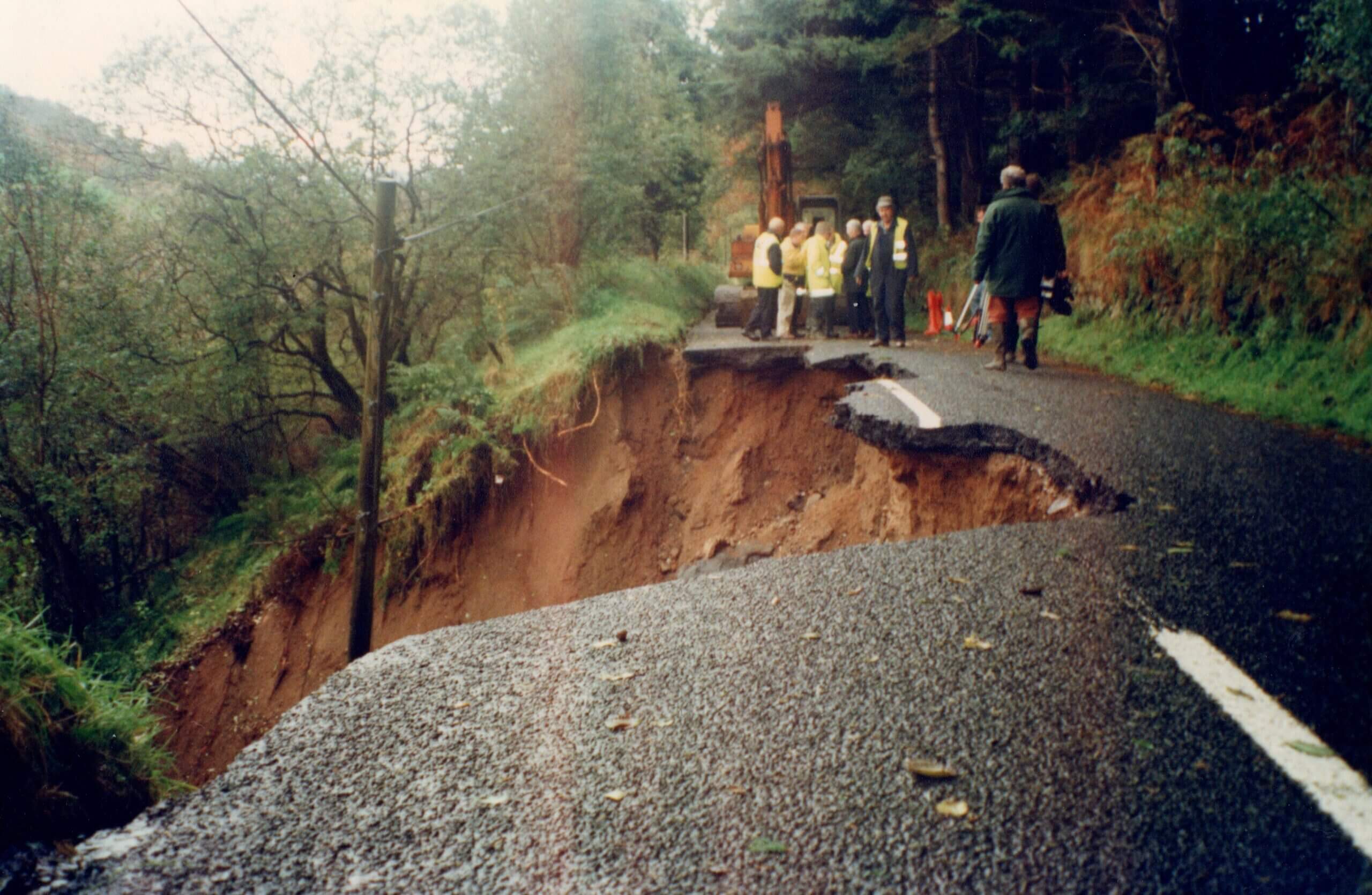 Glenshesk landslide on the Inlet, November 1998